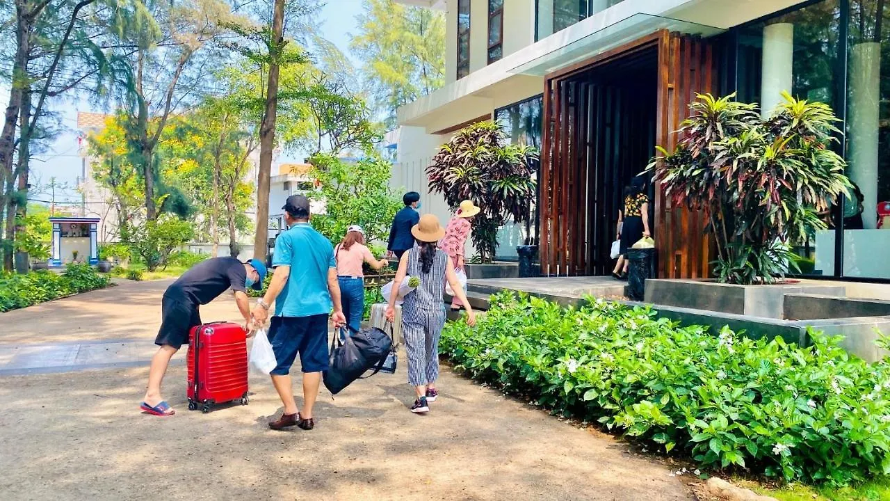 Biet Thu Mat Tien Bien Saint Simeon Resort Vung Tau 0*,  Vietnam