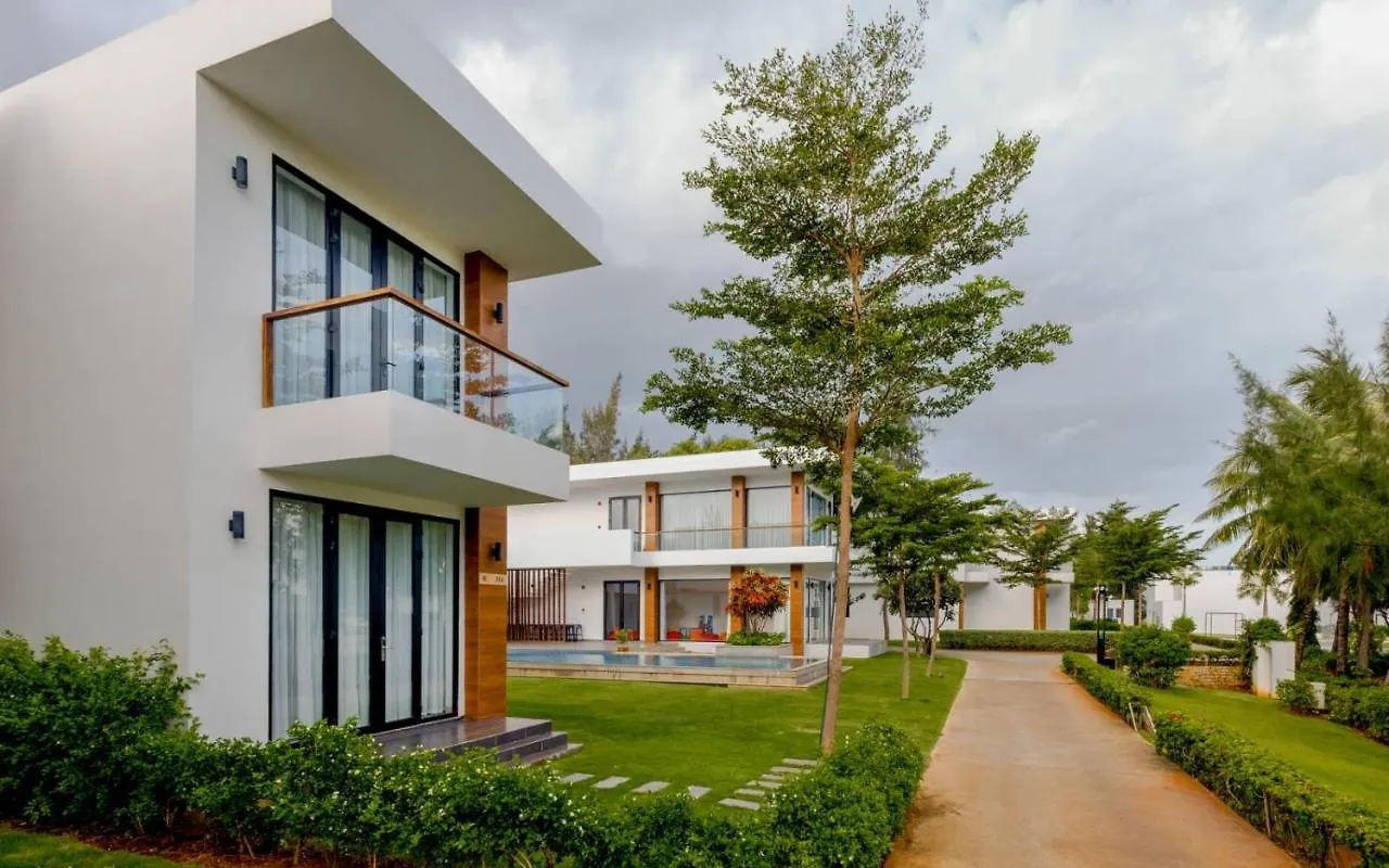 Holiday home Biet Thu Mat Tien Bien Saint Simeon Resort Vung Tau