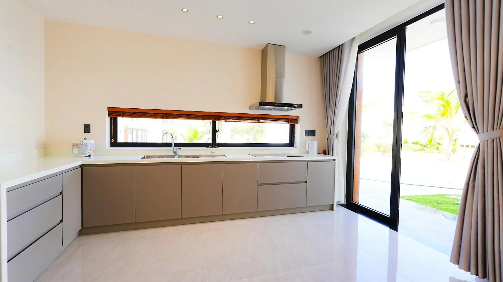 Biet Thu Mat Tien Bien Saint Simeon Resort Vung Tau 0*,